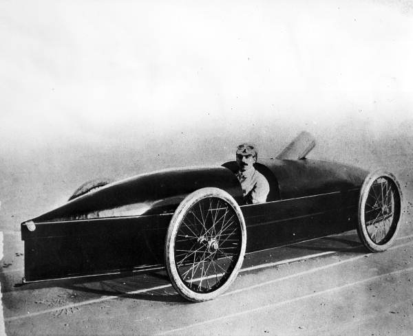 On January 26, 1906, F.E. Stanley’s Rocket Racer, driven by dare-devil Fred Marriott, set the mark that became Ormond Beach’s most famous land speed record. The incredible speed of 127.659 mph held for four years, a remarkable achievement in a speed age where records sometimes fell within the hour